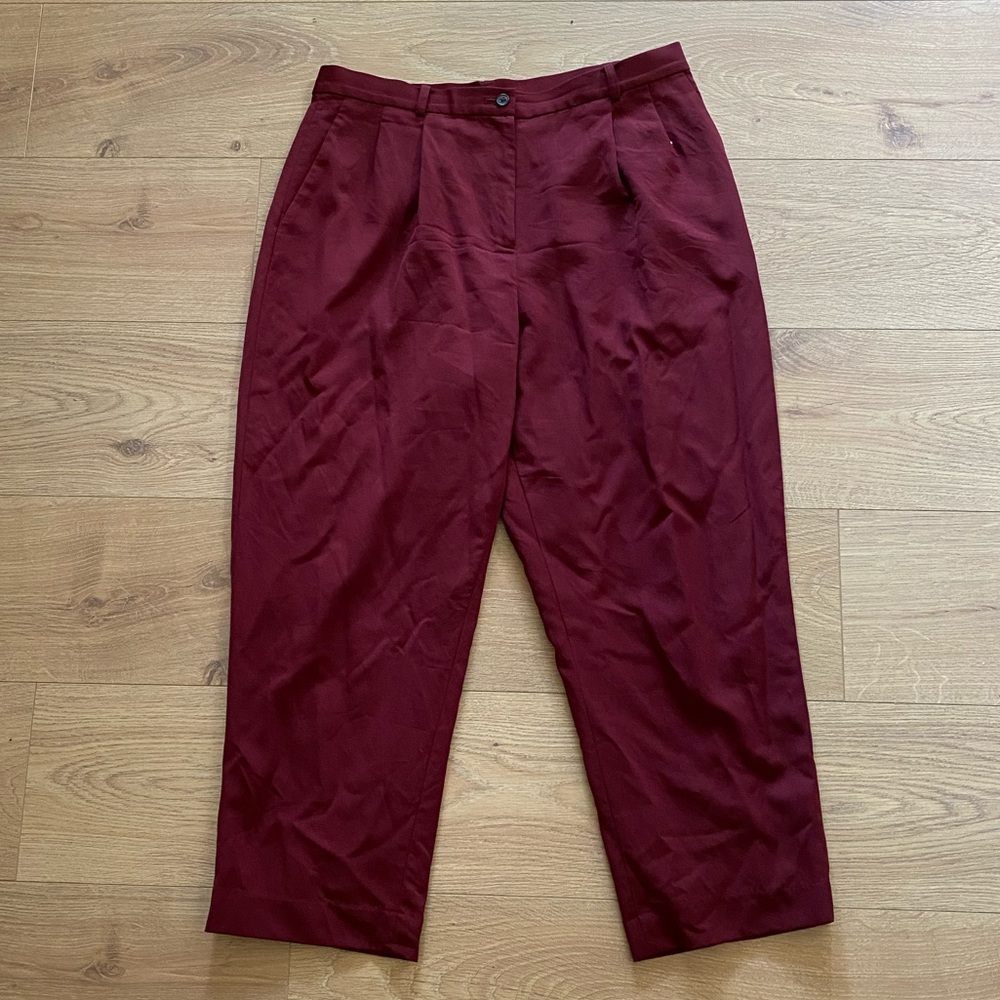 High Waisted Maroon Cropped Trouser
